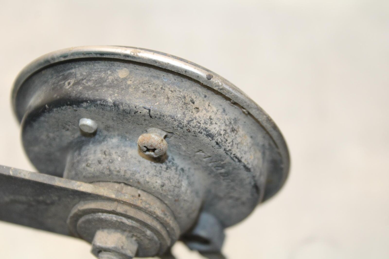 2011 Kawasaki Ninja ZX6R ZX600R HORN SIGNAL 27003-0061 BB587