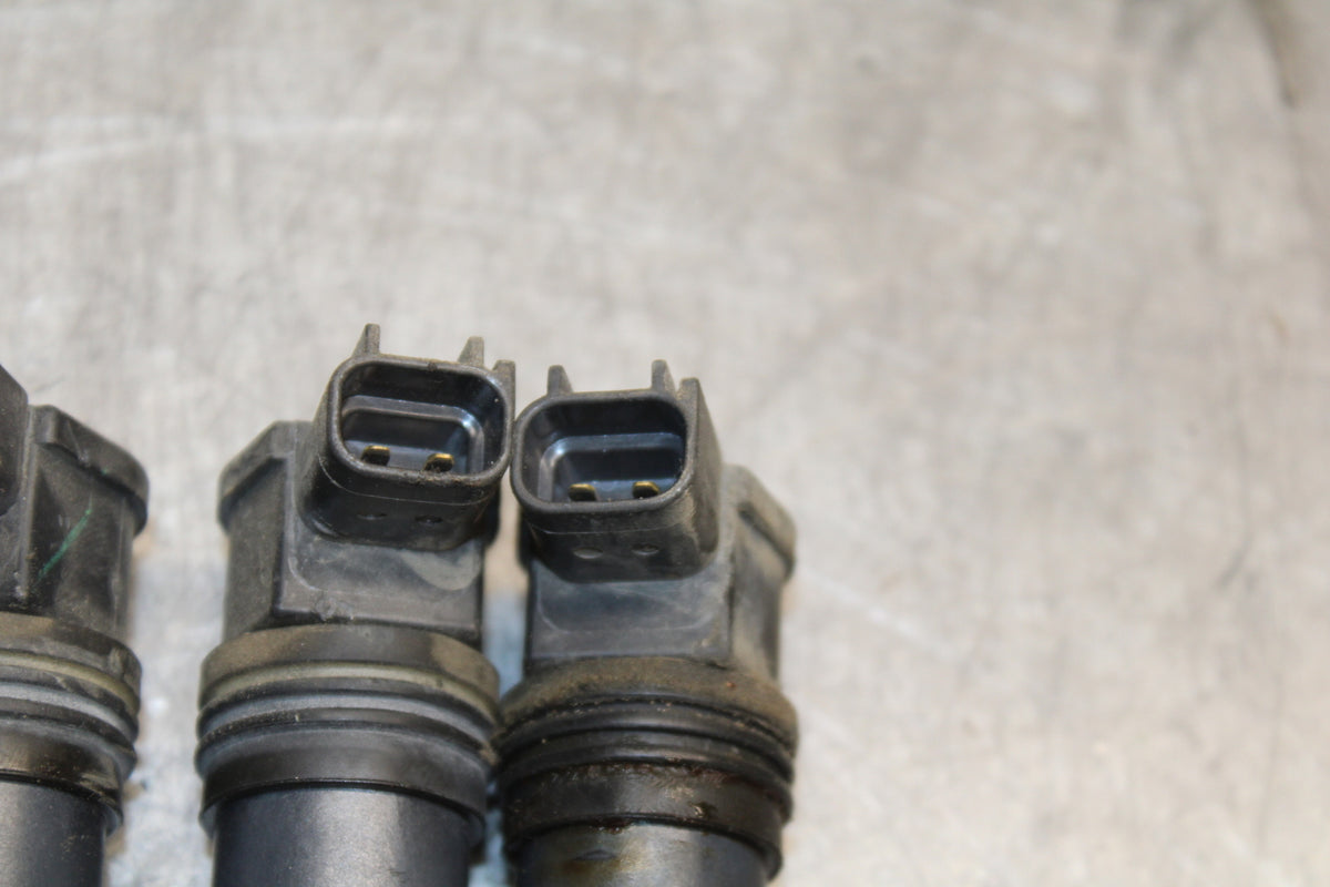 05-06 HONDA CBR600RR IGNITION COILS COIL SPARK PLUG CAPS BB727