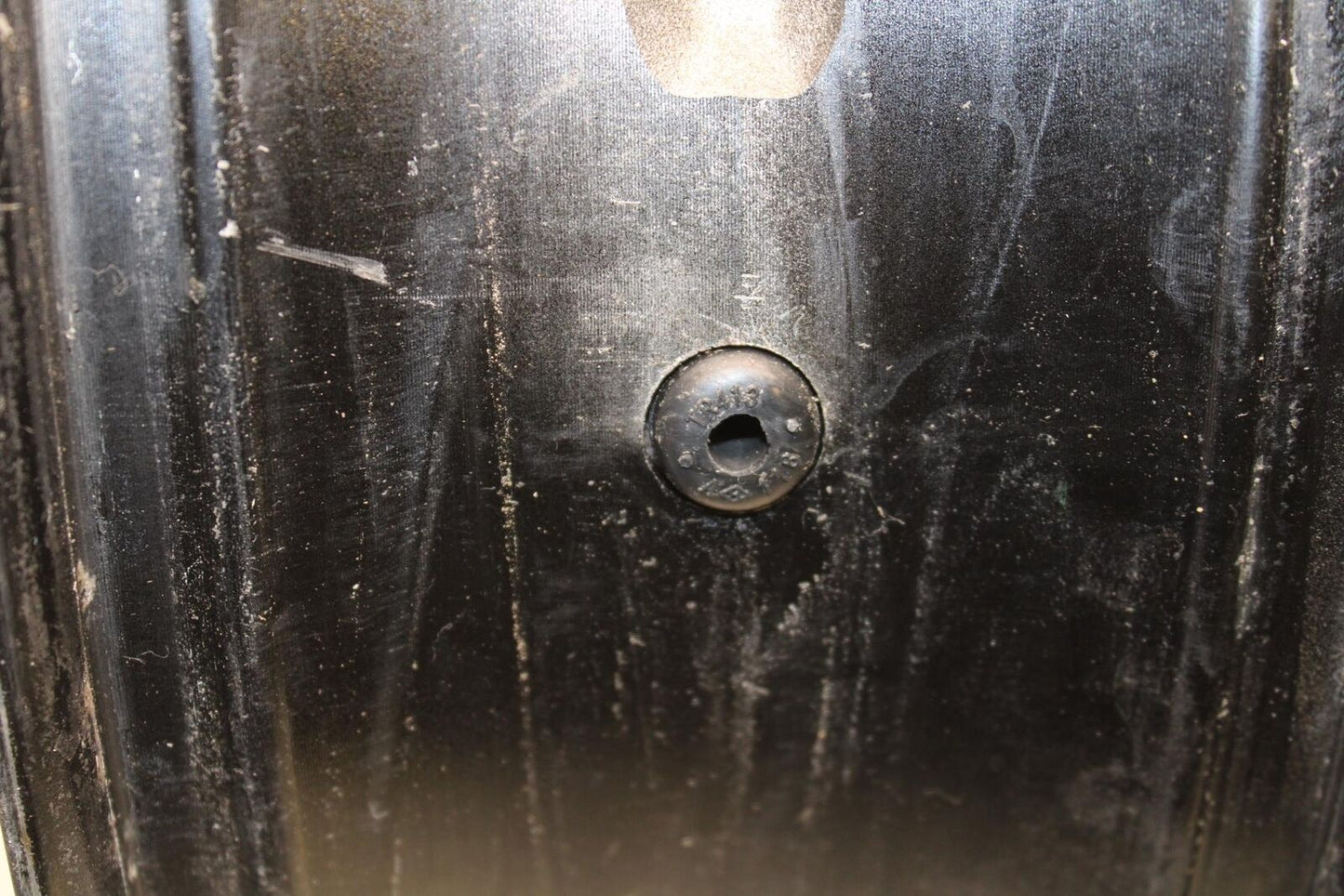 2000 Yamaha YZF R6 REAR ROTOR BACK BRAKE DISC AND REAR WHEEL BB558