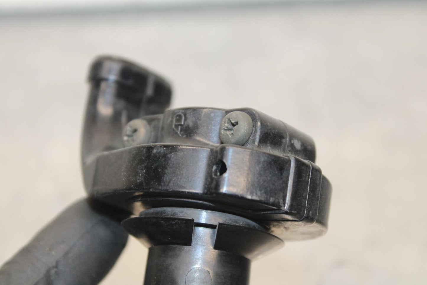 2003 Suzuki SV1000S THROTTLE CABLE LINE HOUSING GUIDE  BB85