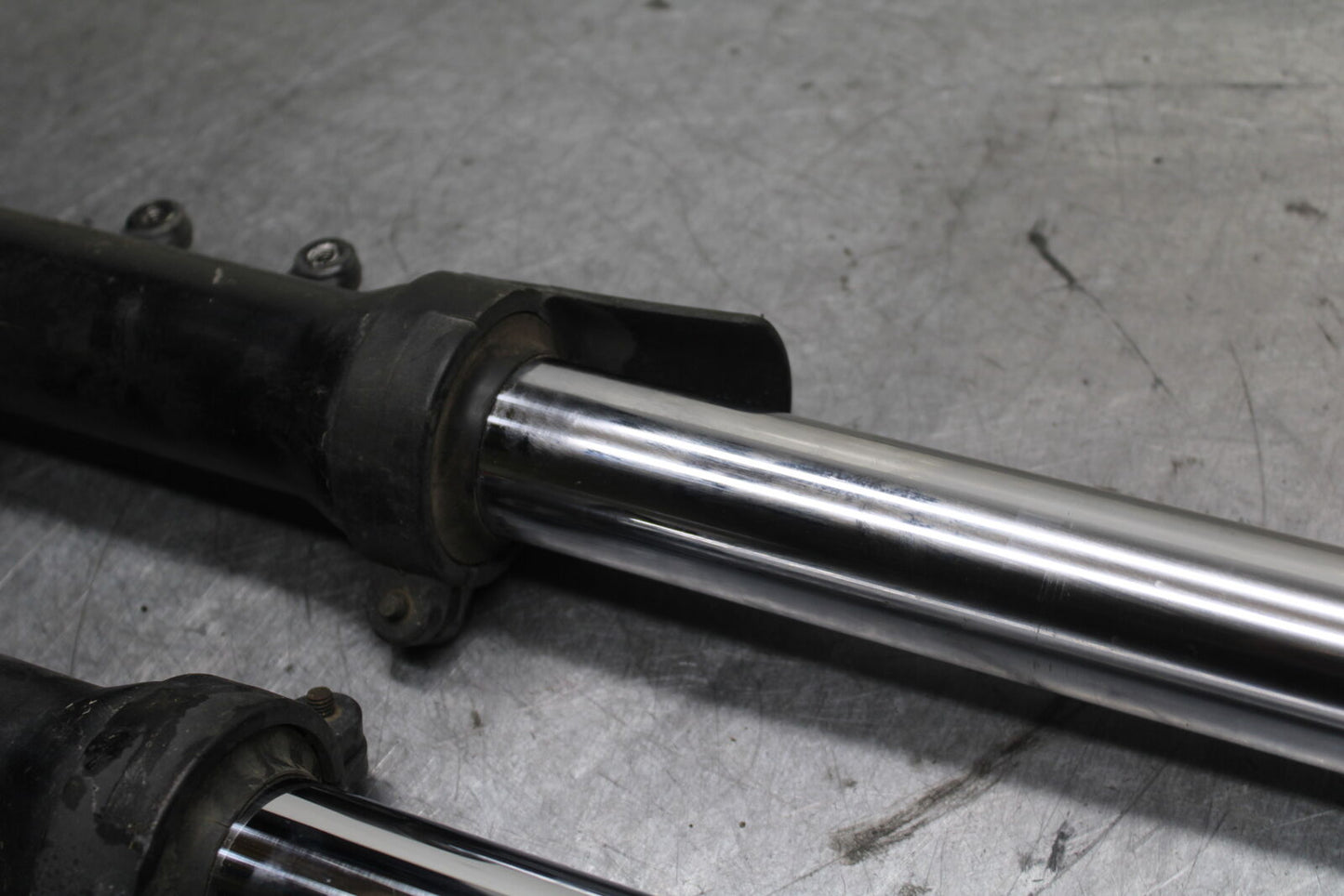 03-04 TRIUMPH DAYTONA 600 FRONT FORKS SHOCK SUSPENSION SET PAIR BB745