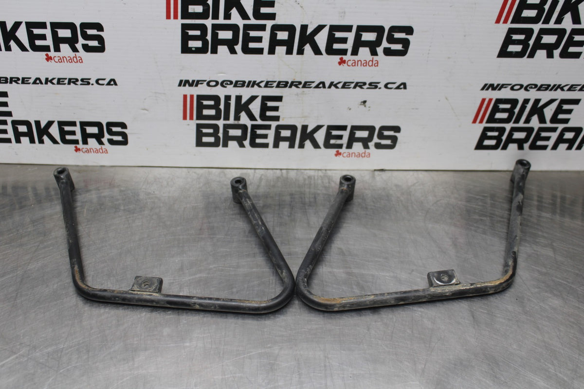07-25 KAWASAKI VULCAN 900 VN900D CLASSIC LT SADDLEBAG MOUNTING BRACKET SET BB842