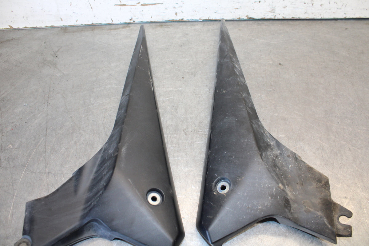09-15 YAMAHA FZ6R RIGHT LEFT GAS FUEL TANK PANELS COVERS TRIM SET COWLS BB686