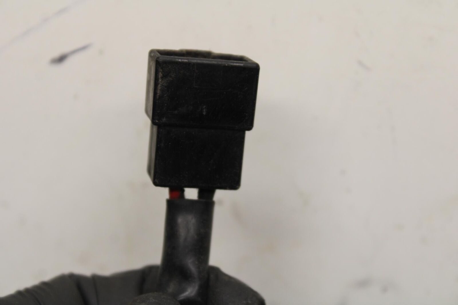 08-11 TRIUMPH SPEED TRIPLE RECTIFIER VOLTAGE REGULATOR BB102