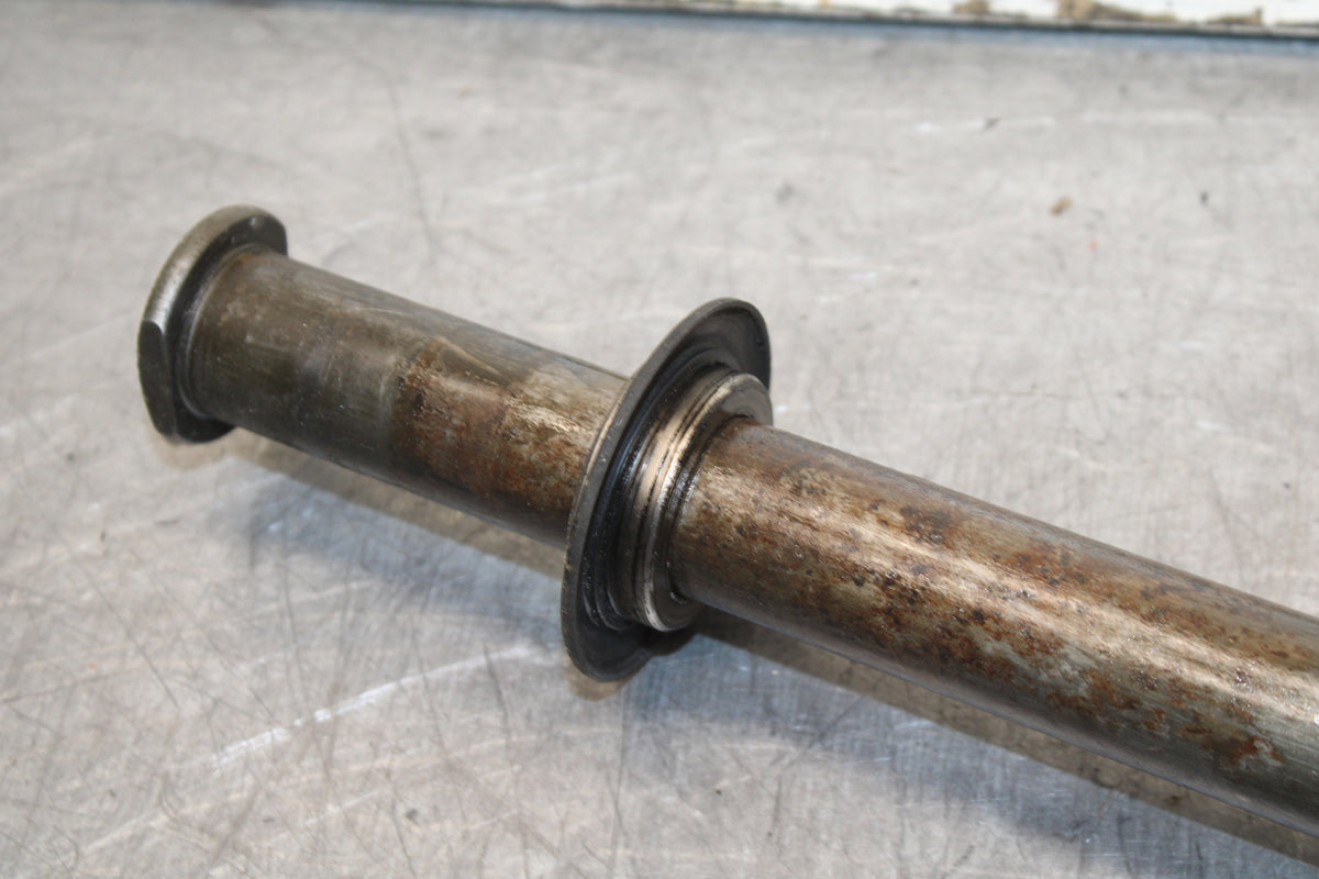 06 YAMAHA YZF R6 REAR AXLE BACK WHEEL RIM PIVOT BOLT AXEL BB716