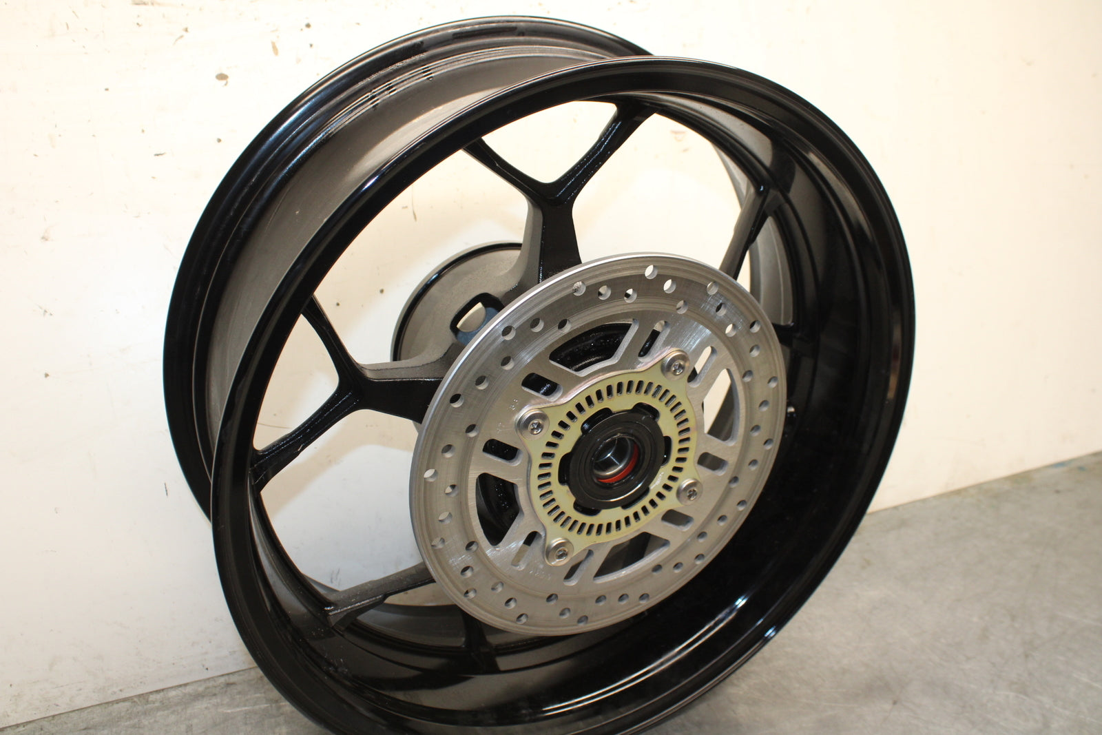 12-25 KAWASAKI NINJA ZX14R NEW!! REAR WHEEL BACK RIM BB757