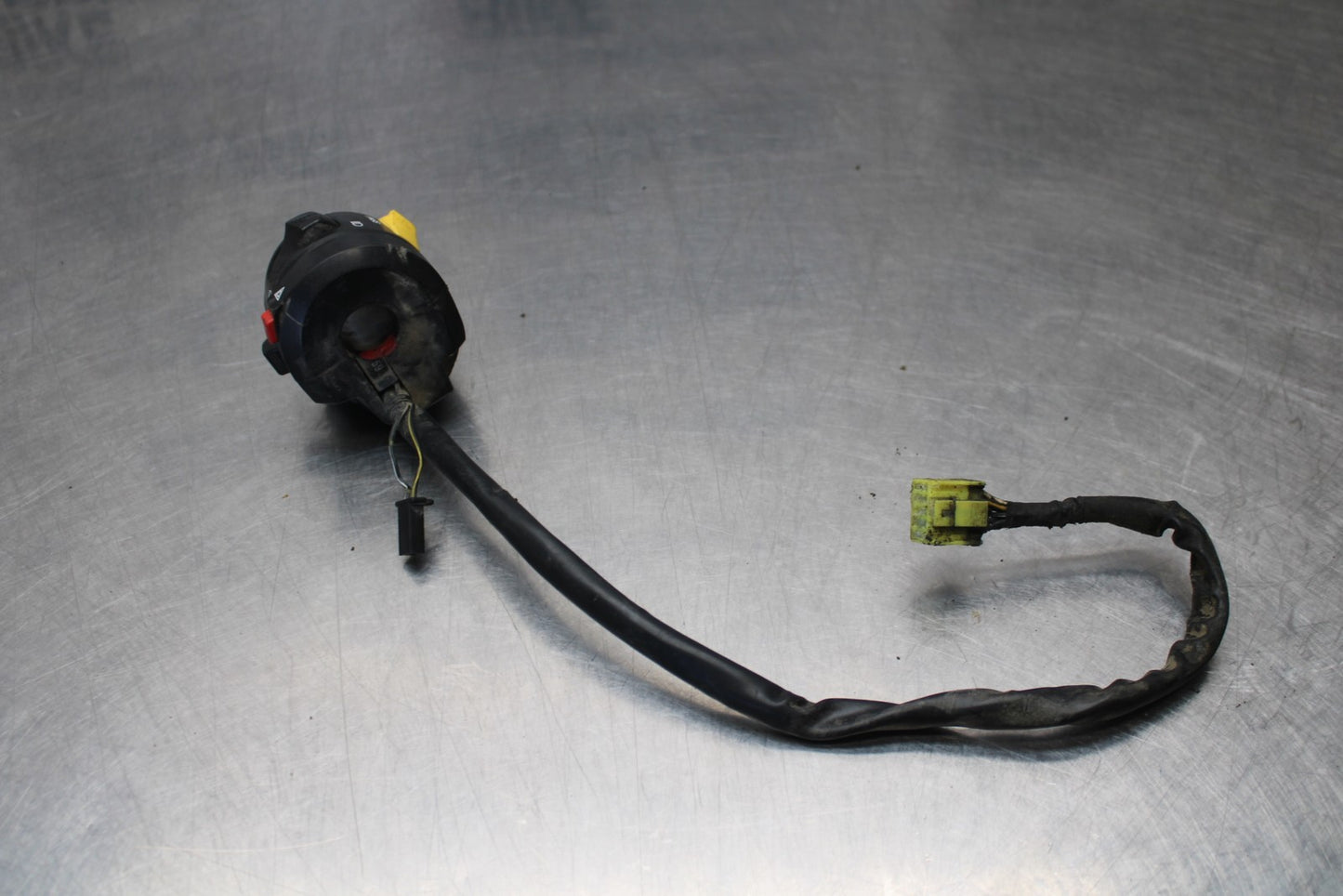 05-06 SUZUKI GSXR1000 LEFT CLIP ON HANDLE HORN SIGNALS SWITCH SWITCHES BB773
