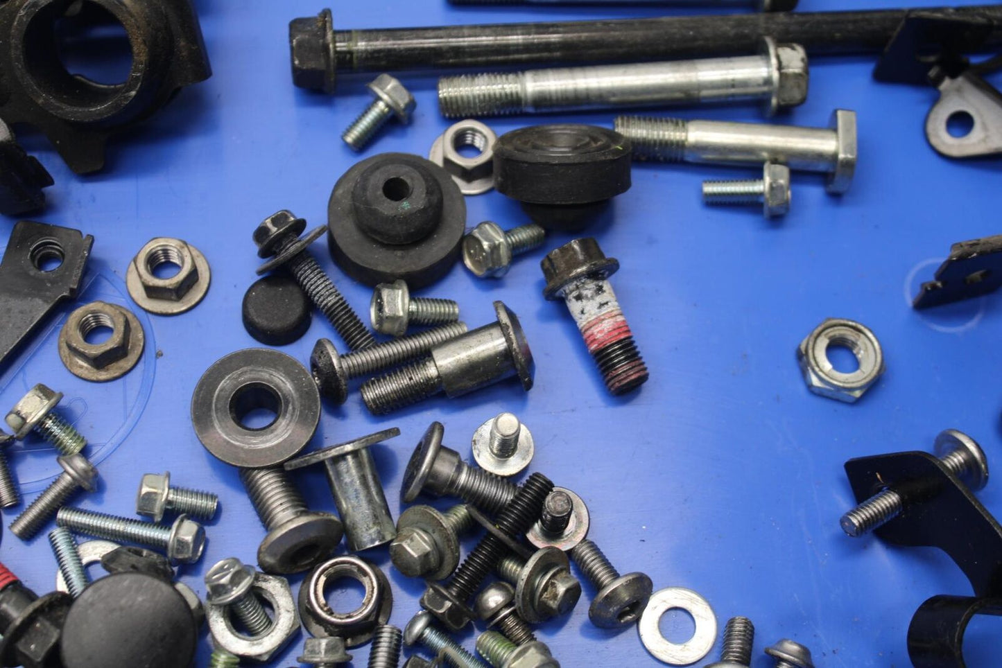 12-17 KAWASAKI ER-6N Z650 MISCELLANEOUS MOUNTING BOLTS HARDWARE SCREWS BB607