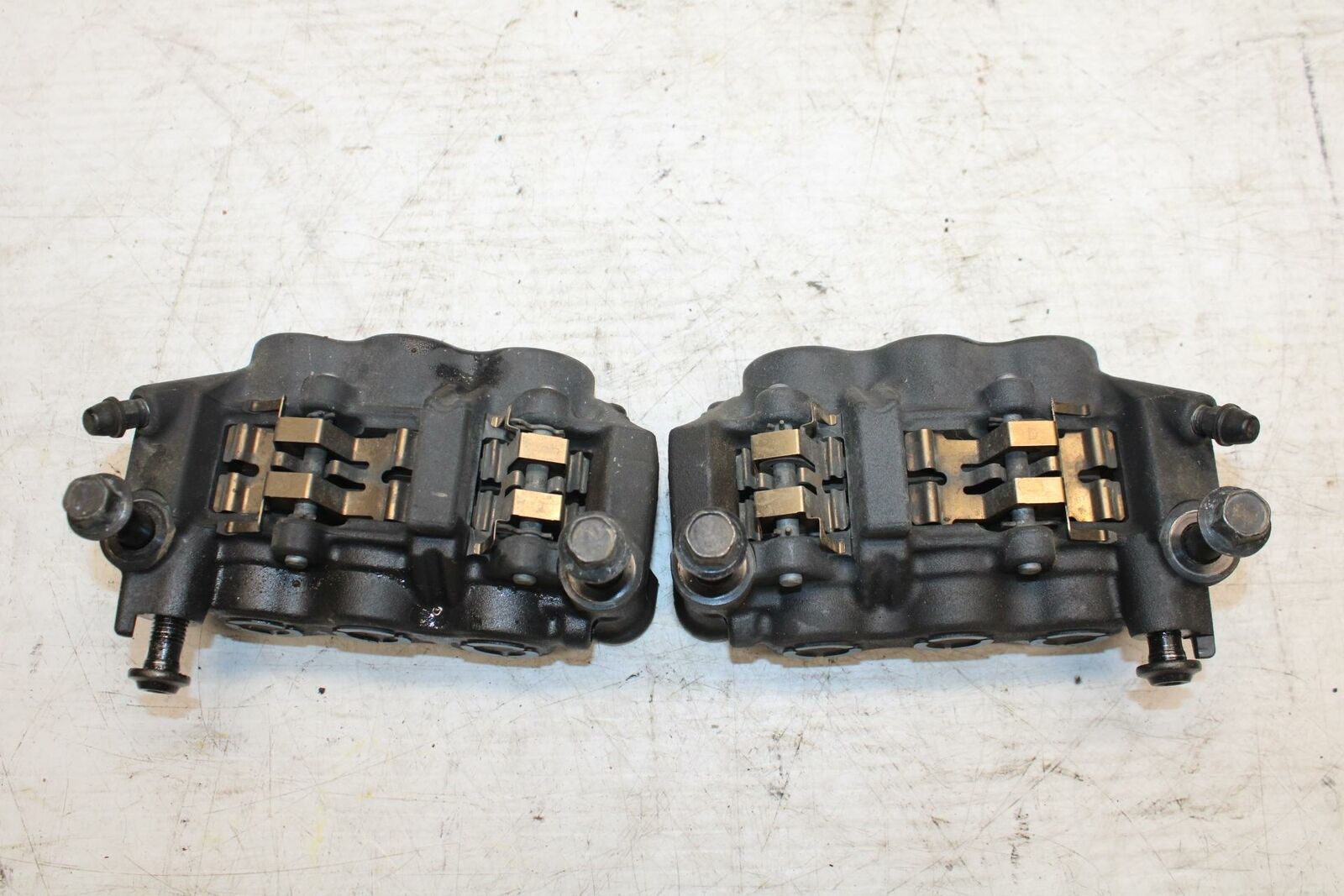 09-14 YAMAHA YZF R1 RIGHT LEFT FRONT BRAKE CALIPER SET PAIR CALIPERS BB286