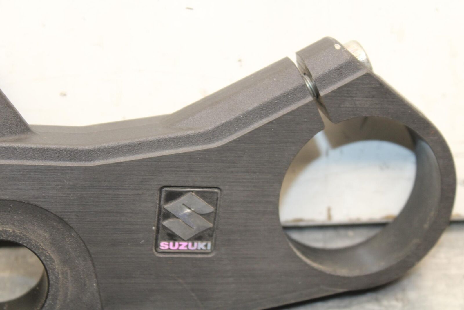 08-10 SUZUKI GSXR 600  FORKS UPPER TRIPLE TREE CLAMP BB92