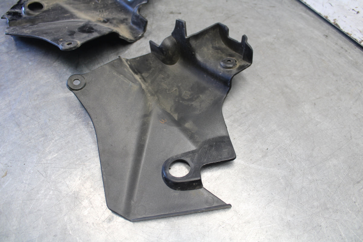 05-06 YAMAHA ROYAL STAR FRAME COVER COWL BB697