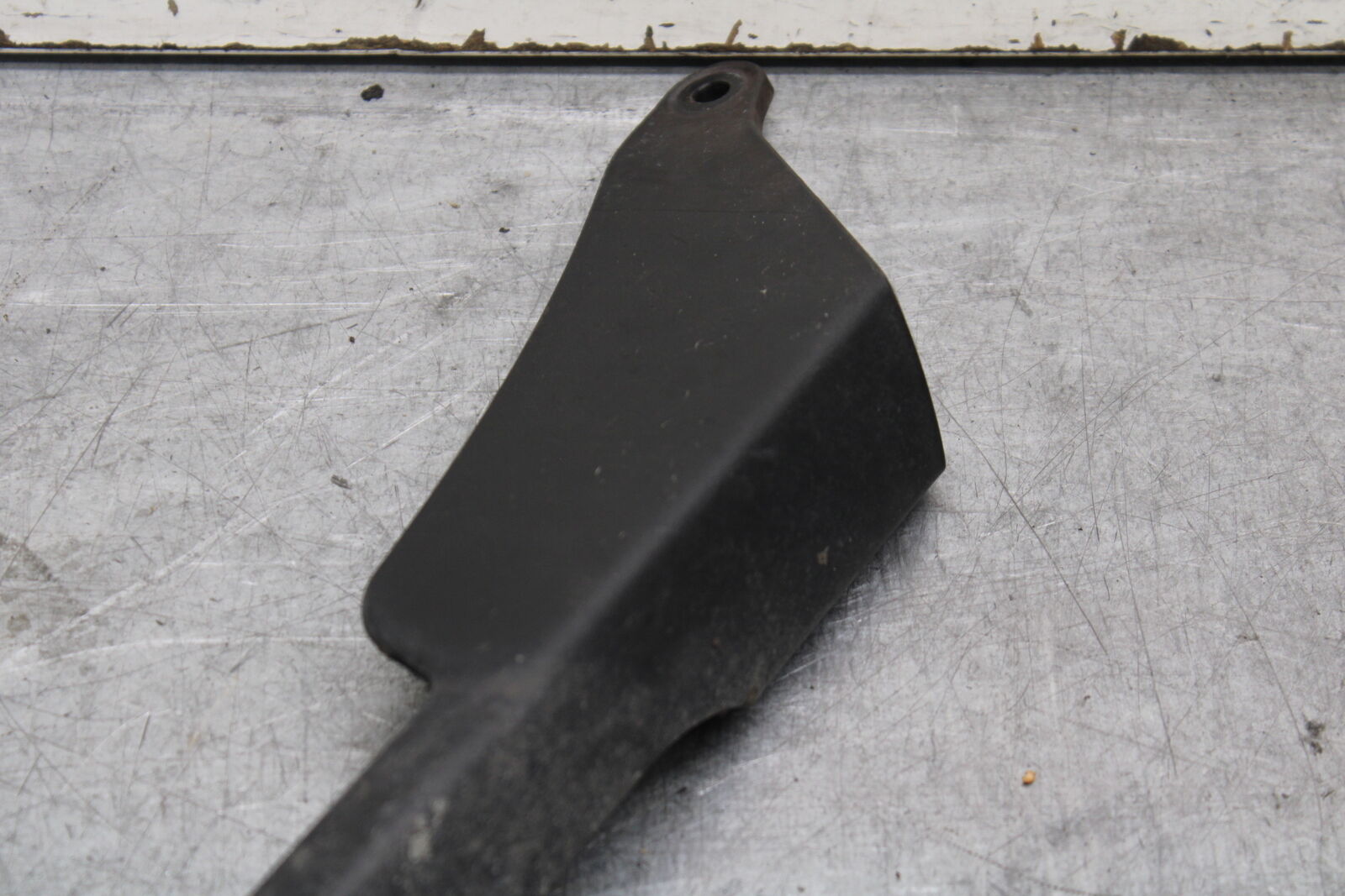 13-18 KAWASAKI NINJA ZX6R REAR BACK DRIVE CHAIN GUARD COVER 36014-0048 BB666