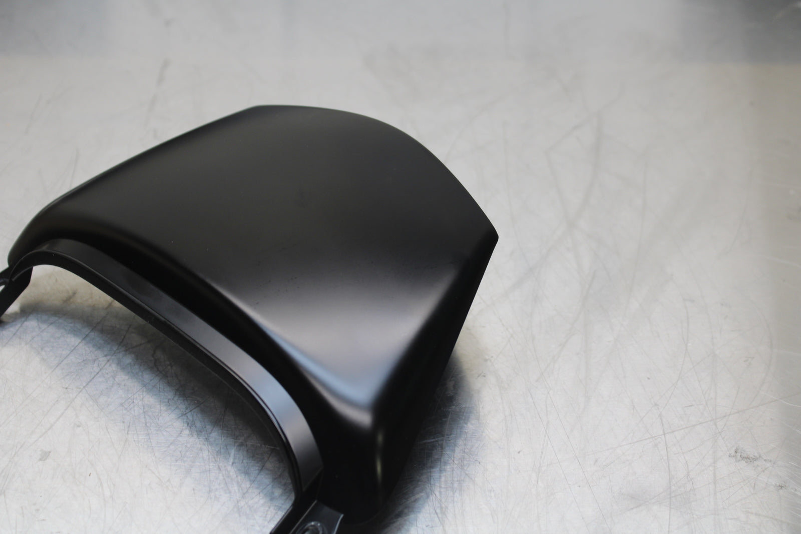 23-24 KAWASAKI NINJA ZX14R CENTER REAR BACK TAIL FAIRING COVER TRIM COWL BB141