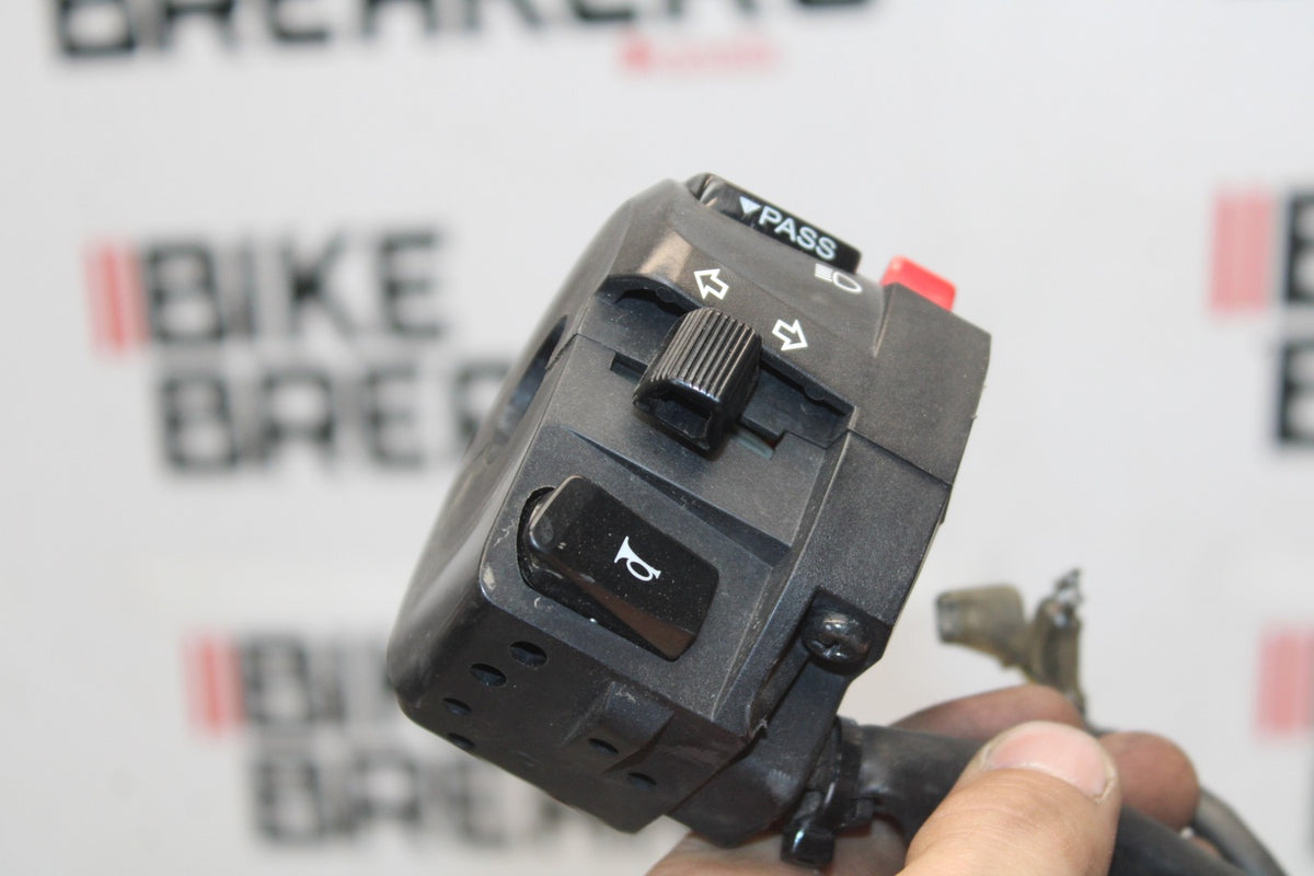 11-26 SUZUKI GSXR750 LEFT CLIP ON HANDLE HORN SIGNALS SWITCH SWITCHES BB900