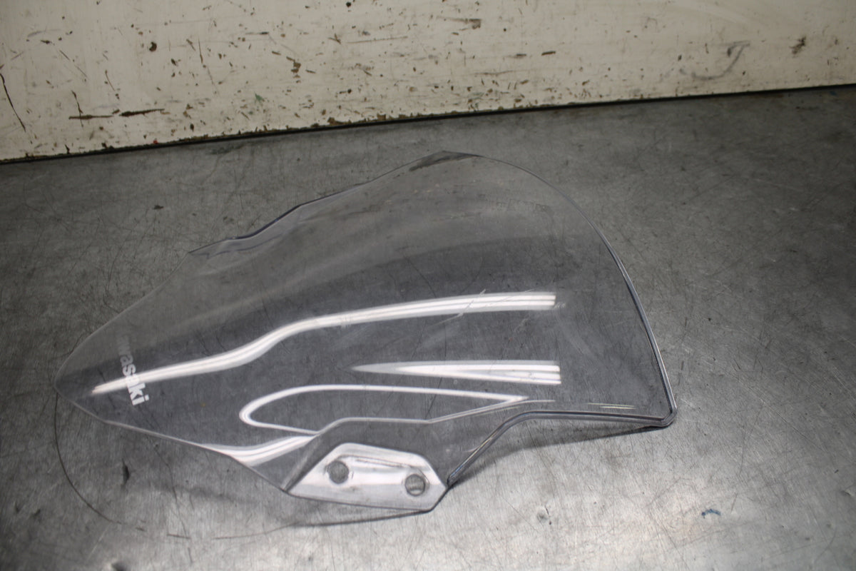 18-23 KAWASAKI NINJA 400 EX400 ABS WINDSHIELD WINDSCREEN  BB747