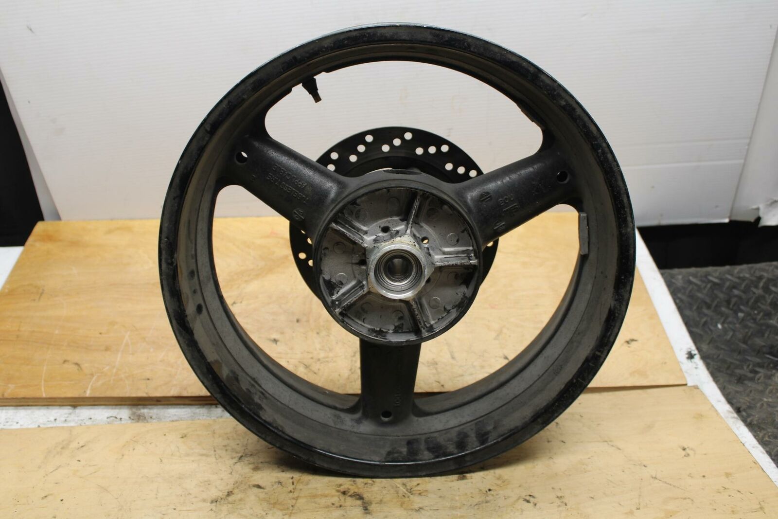 07-12 SUZUKI BANDIT 650S REAR WHEEL BACK RIM W ROTOR BB328