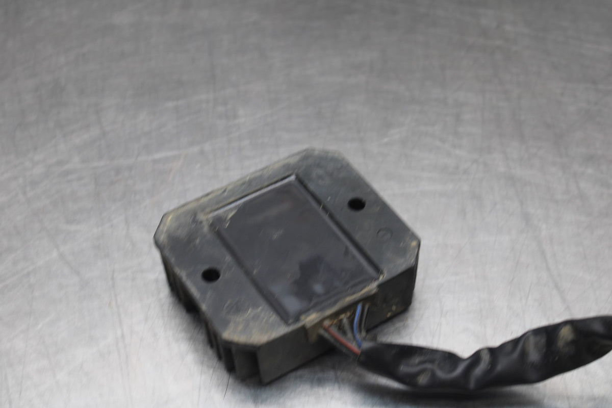 08 HONDA CBR125R RECTIFIER VOLTAGE REGULATOR BB804