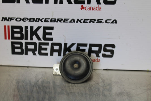 04-05 YAMAHA YZF R1 HORN SIGNAL BB173