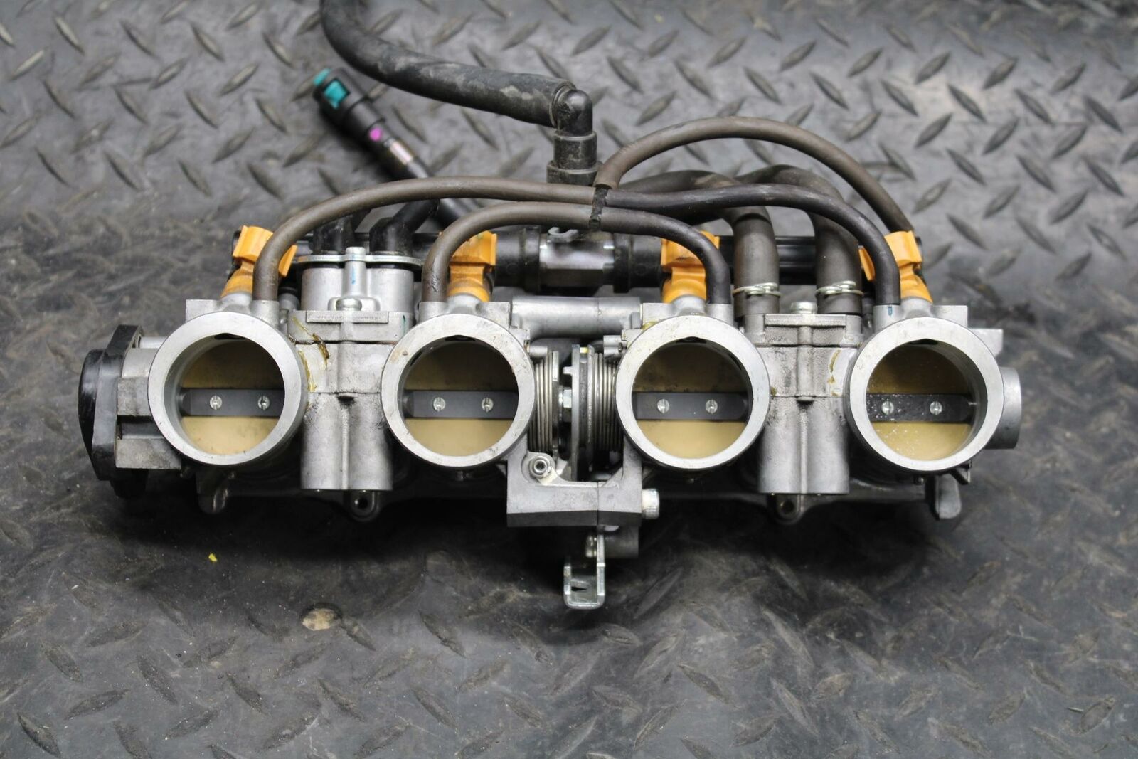 07-08 HONDA CBR600RR MAIN FUEL INJECTORS / THROTTLE BODIES 16400-MFJ-L01 BB224