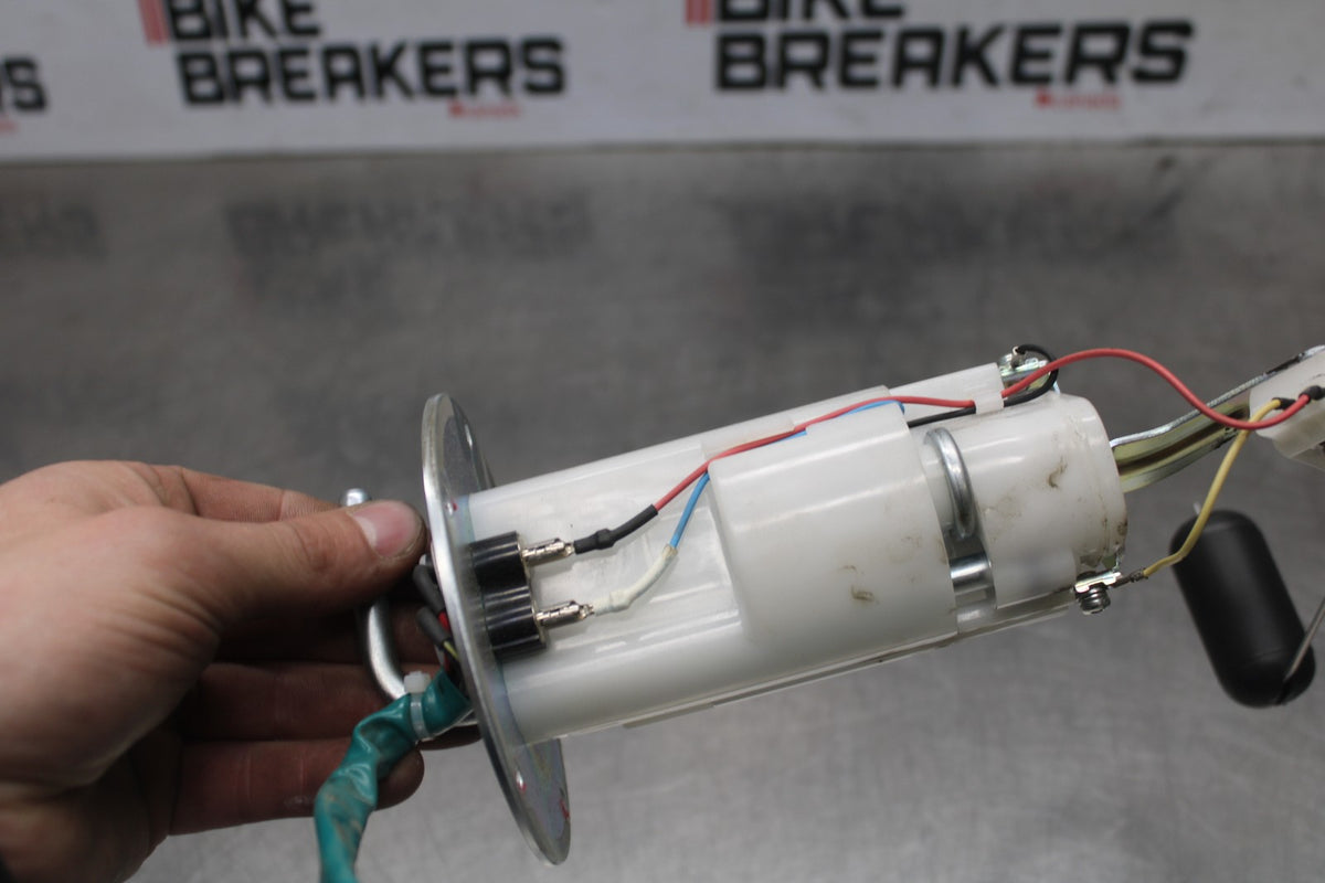 25 KAWASAKI Z900 FUEL PUMP GAS PETROL SENDER UNIT BB928