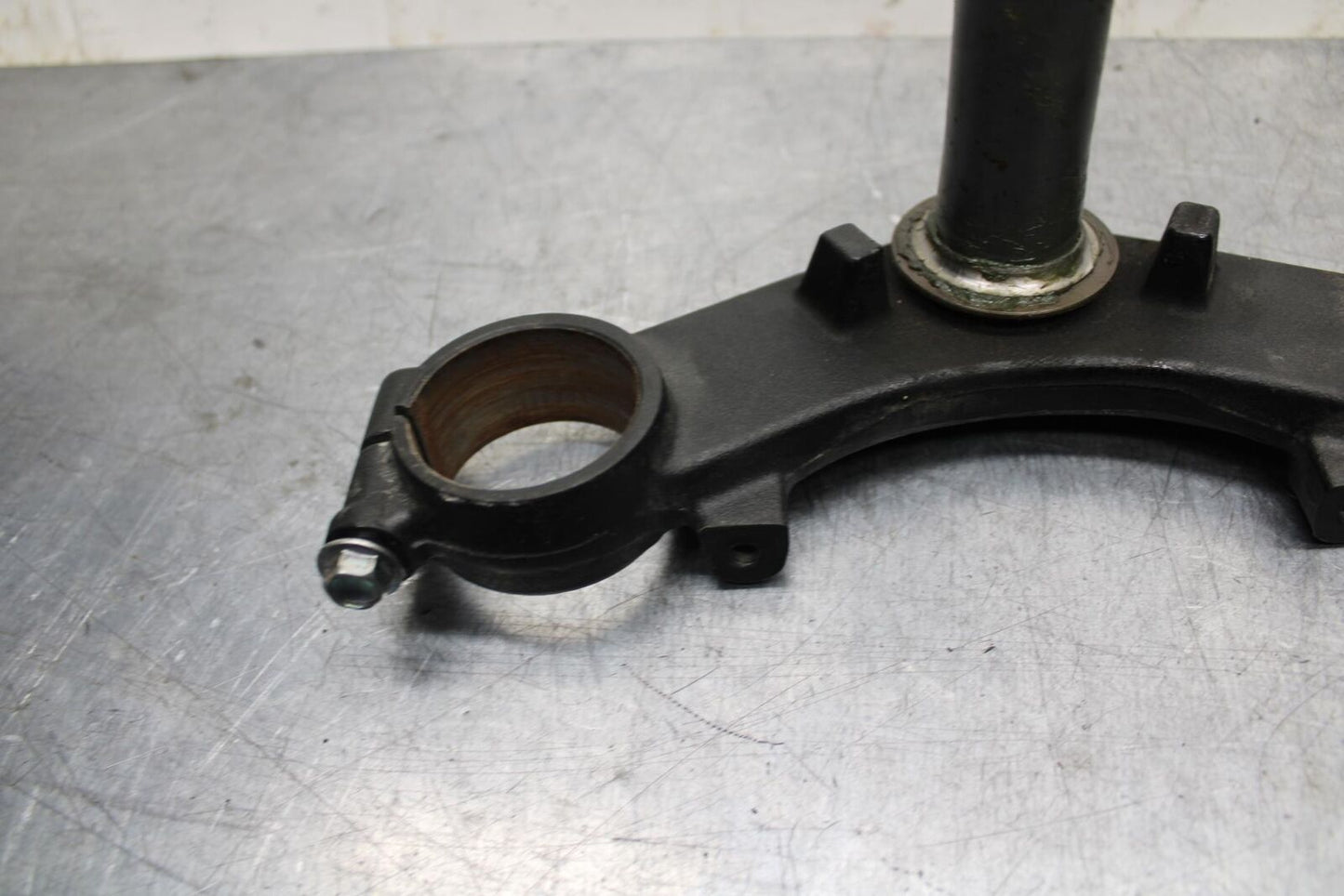 17-20 KAWASAKI Z125 PRO FRONT FORKS CLAMP LOWER TRIPLE TREE STEM BB74