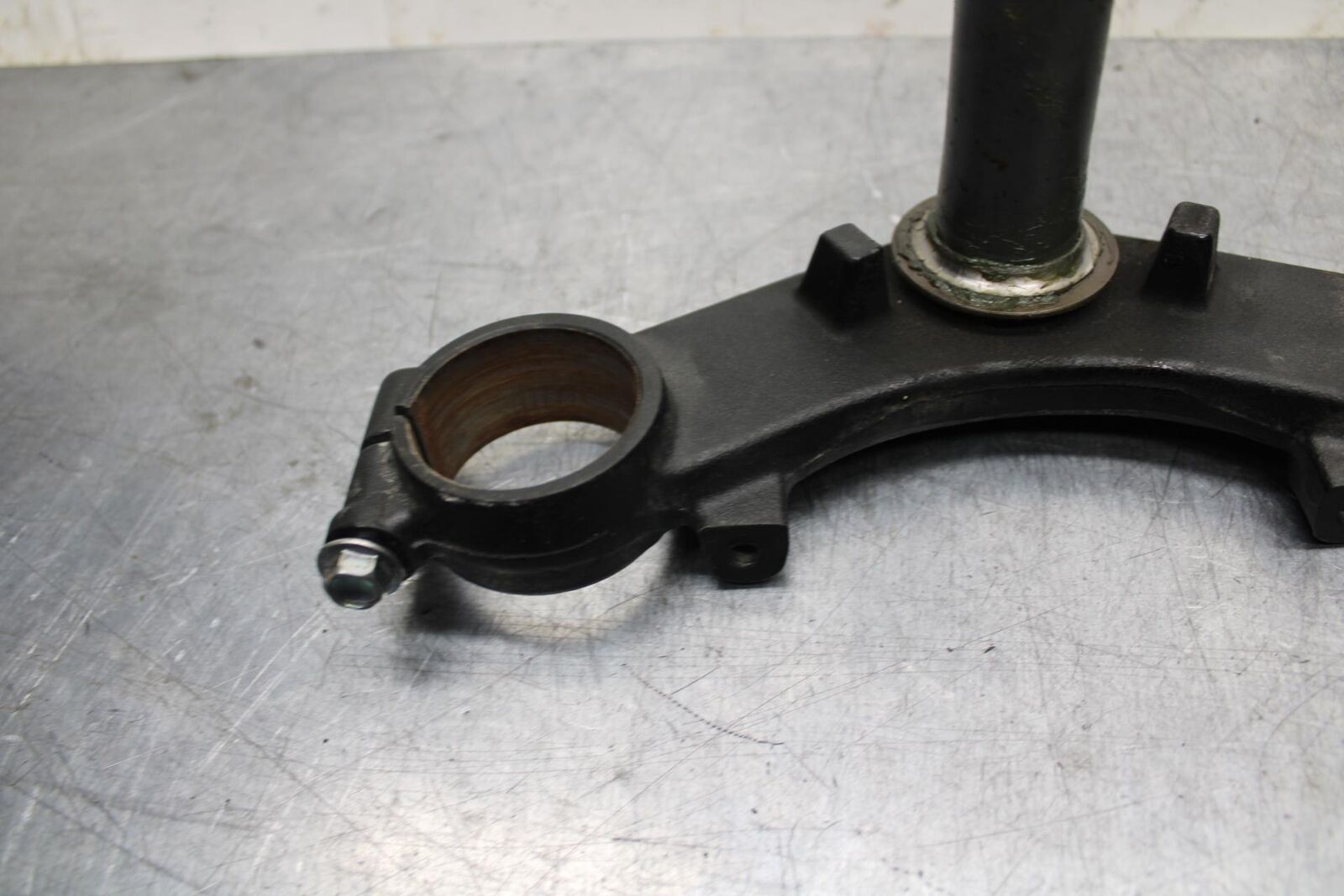 17-20 KAWASAKI Z125 PRO FRONT FORKS CLAMP LOWER TRIPLE TREE STEM BB74