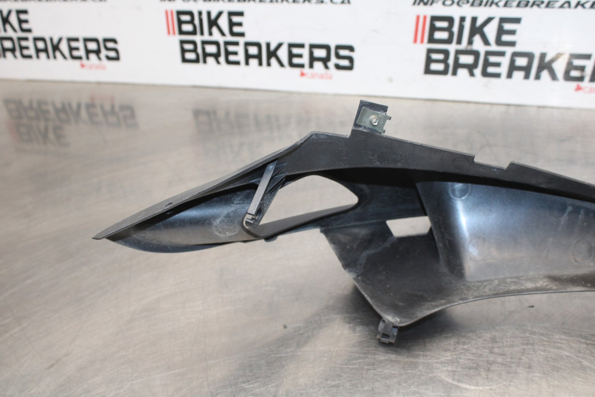 06-07 SUZUKI GSXR750 LEFT FRONT DUCT COVER PANEL COWL BB811