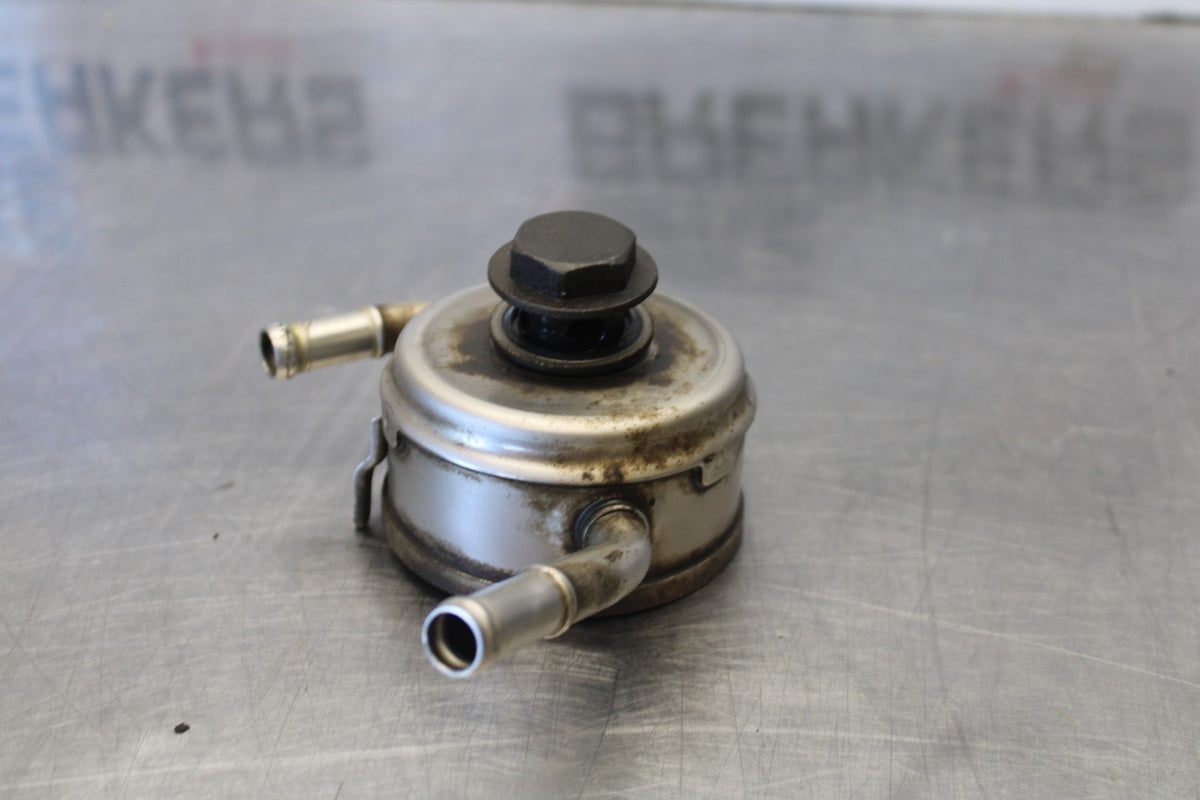 15 TRIUMPH TIGER 800 ENGINE MOTOR OIL COOLER BB873 