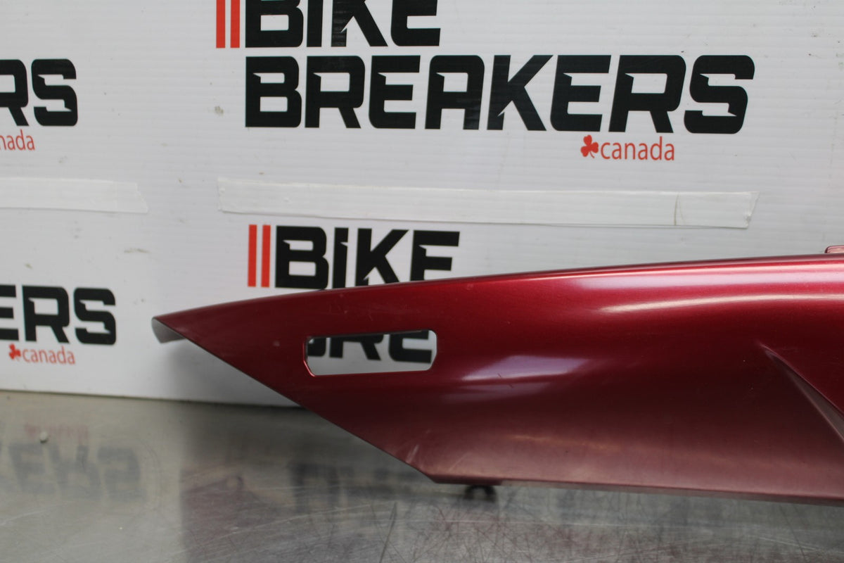 09 KAWASAKI CONCOURS 14 ZG1400B RIGHT REAR BACK TAIL FAIRING COWL SHROUD BB875