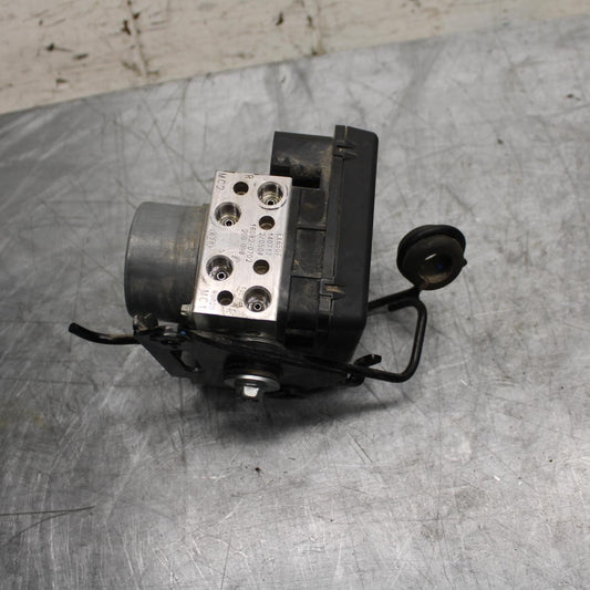 15-17 KAWASAKI EX 650 NINJA  EX 650 ABS ABS PUMP UNIT MODULE BB494
