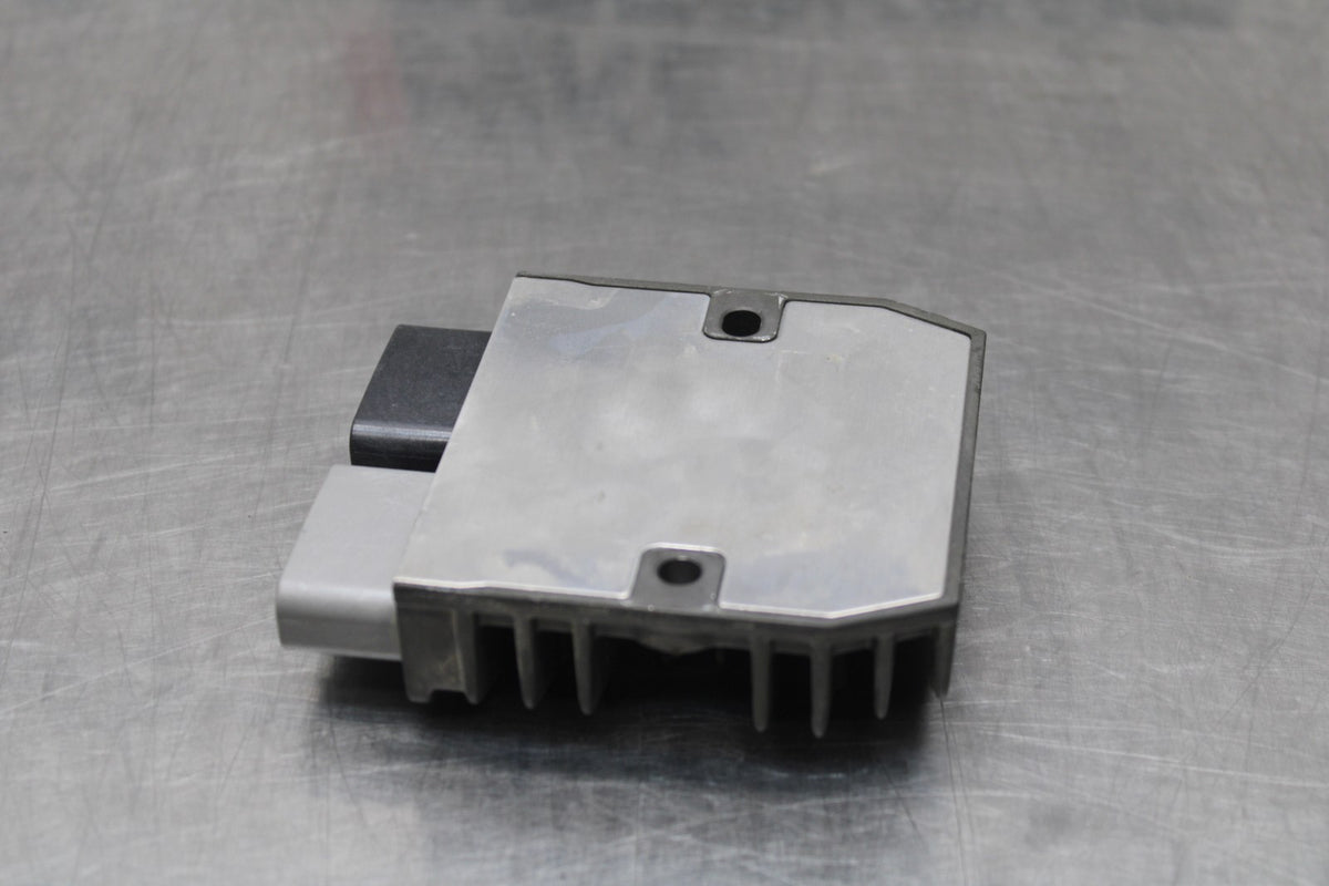 22-25 YAMAHA YZF R7 RECTIFIER VOLTAGE REGULATOR BB769
