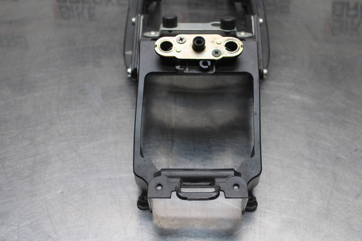 06-07 SUZUKI GSXR 600 REAR SUBFRAME BACK SUB FRAME BB845