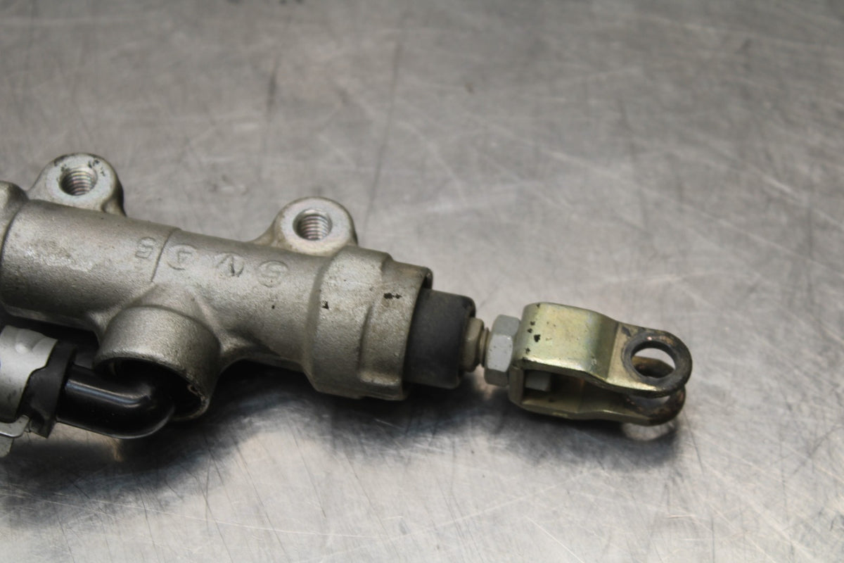 06 KAWASAKI Z750 REAR BACK BRAKE MASTER CYLINDER W RESERVOIR BB837