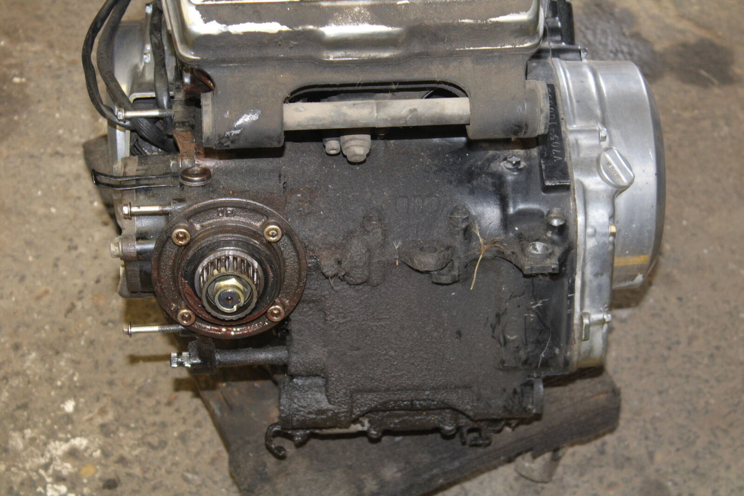 85-86 SUZUKI MADURA 1200 ENGINE MOTOR BB691