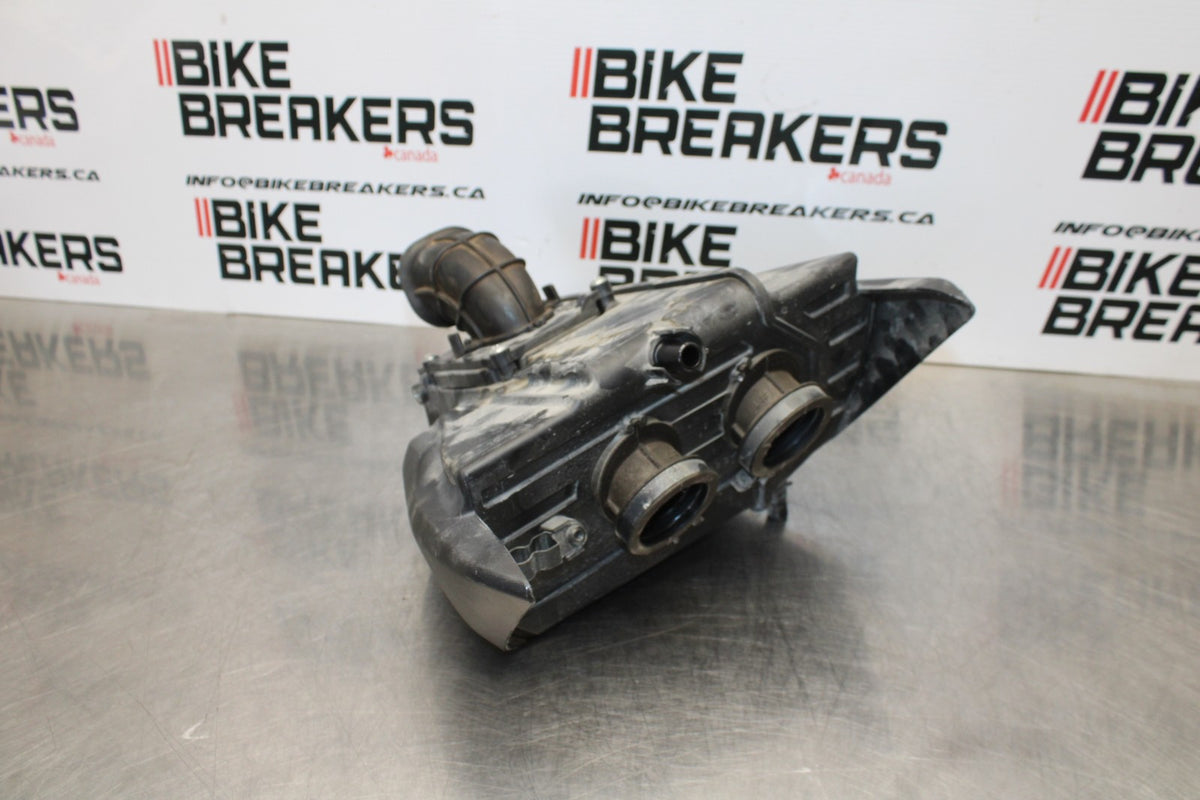 22-25 YAMAHA YZF R7 AIRBOX AIR INTAKE FILTER BOX BB182
