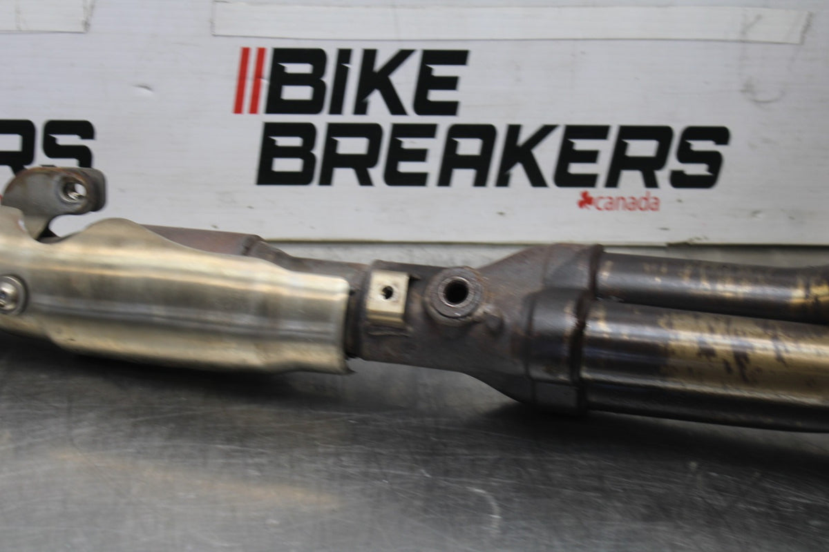 12 TRIUMPH STREET TRIPLE R EXHAUST HEADER PIPES MANIFOLD BB914