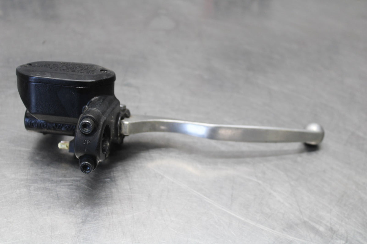 24-25 KAWASAKI NINJA 500 EX500J ABS FRONT BRAKE MASTER CYLINDER w/ LEVER BB934