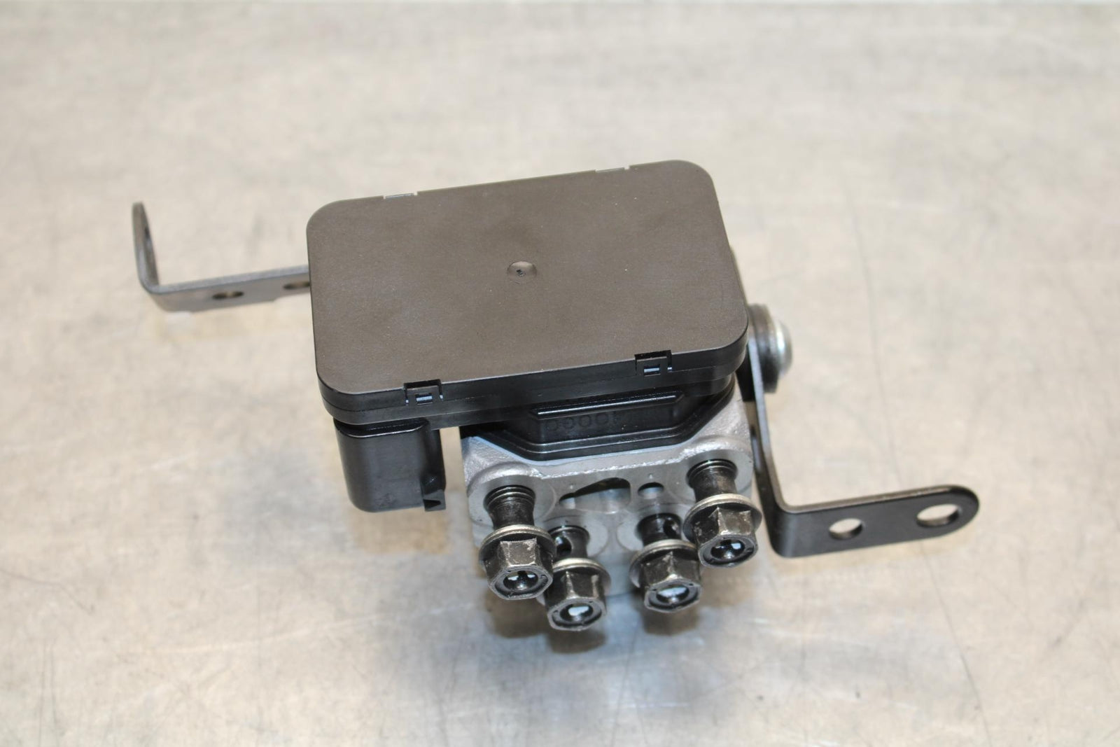 19-22 KAWASAKI Z400 ABS PUMP UNIT MODULE BB70