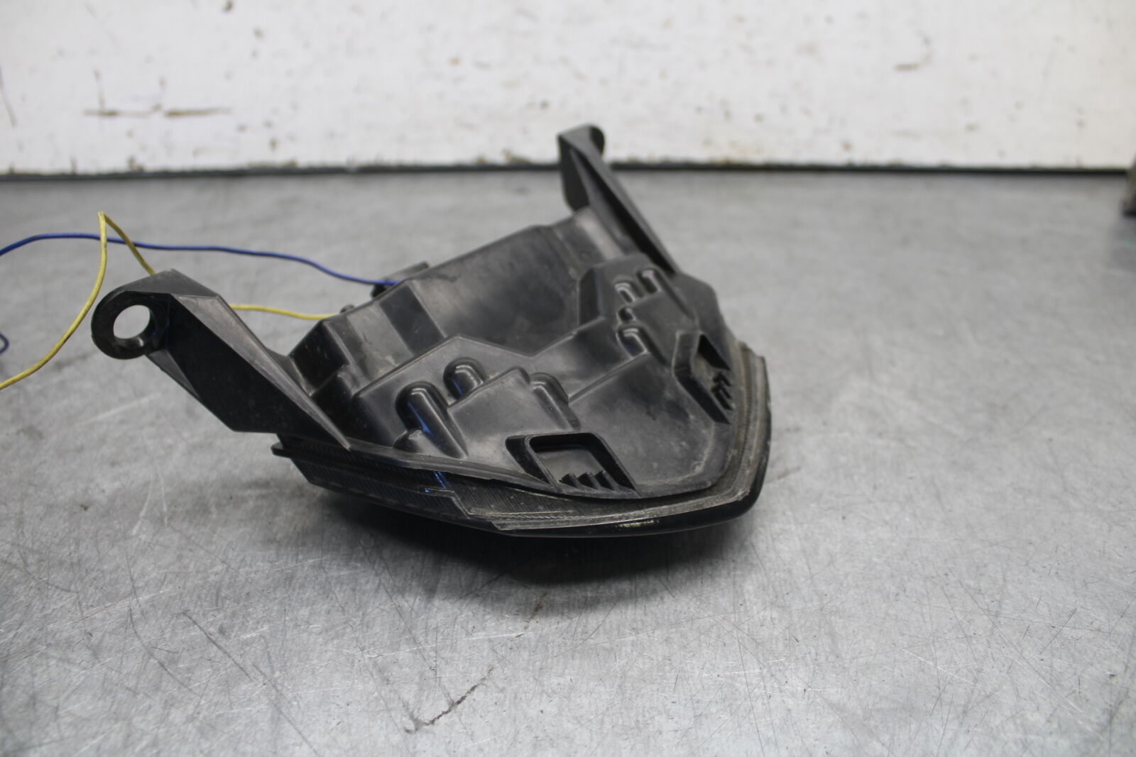 09-12 KAWASAKI NINJA ZX6R AFTERMARKET REAR TAIL TAILLIGHT BACK BRAKE LIGHT BB698