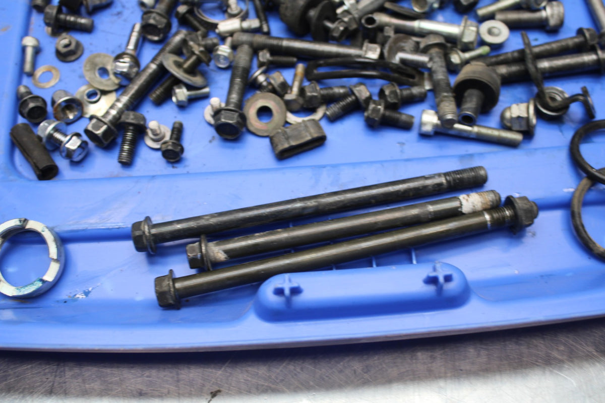 07 HONDA VTX1300R BOLTS HARDWARE MOTOR SCREWS BB825