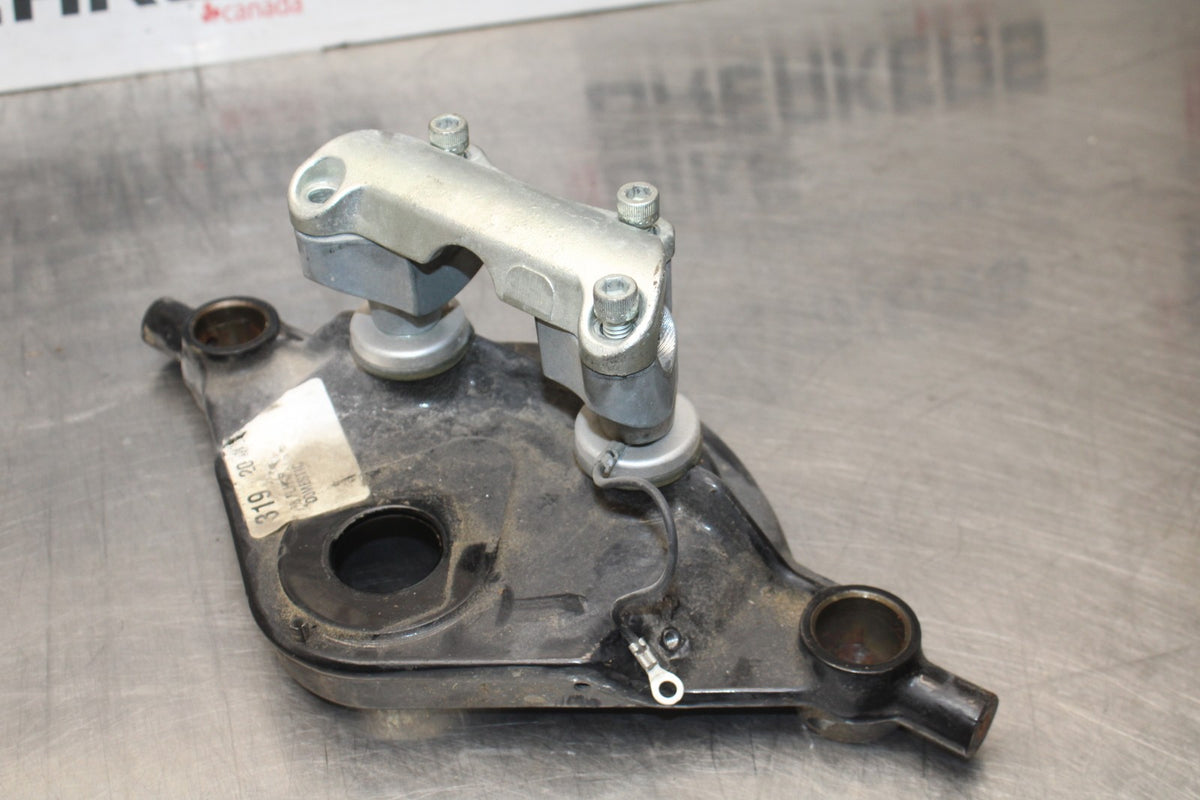 08 HARLEY-DAVIDSON ELECTRA GLIDE POLICE EFI FLHTPI UPPER TRIPLE TREE CLAMP BB816