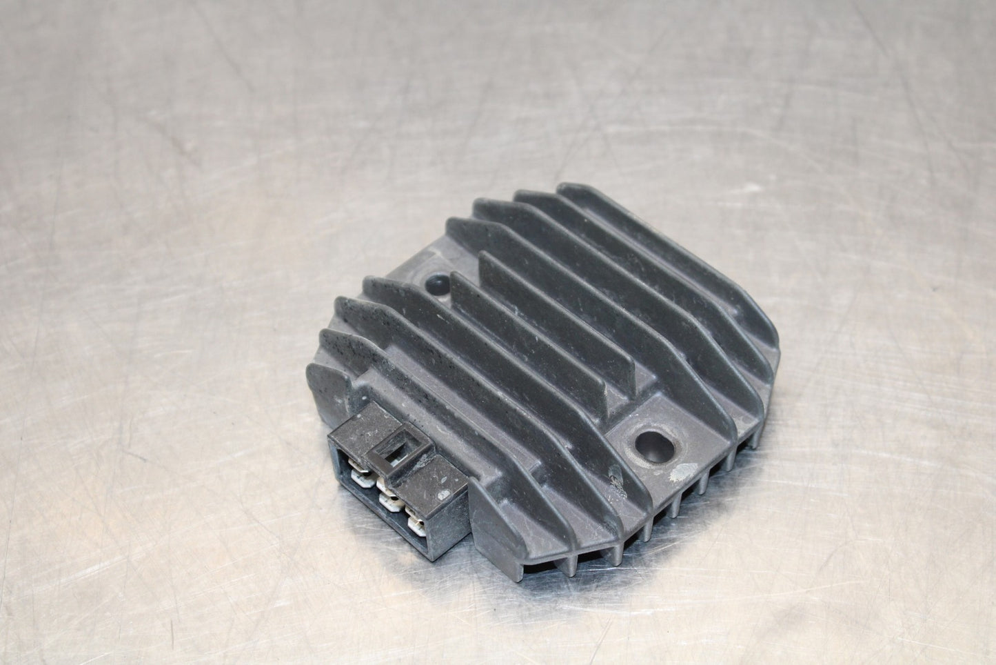 08-18 KAWASAKI KLR650 RECTIFIER VOLTAGE REGULATOR BB183