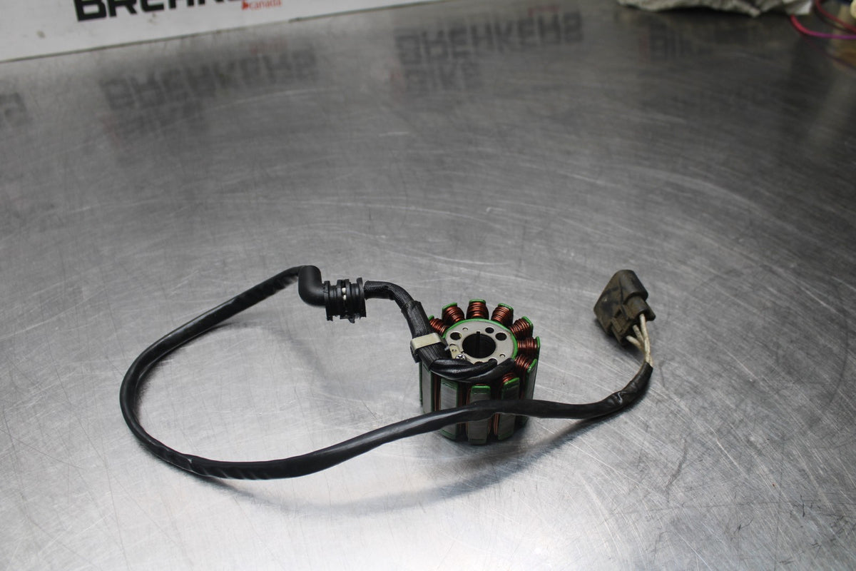 06-15 YAMAHA FZ1 STATOR GENERATOR ALTERNATOR MAGNETO BB326