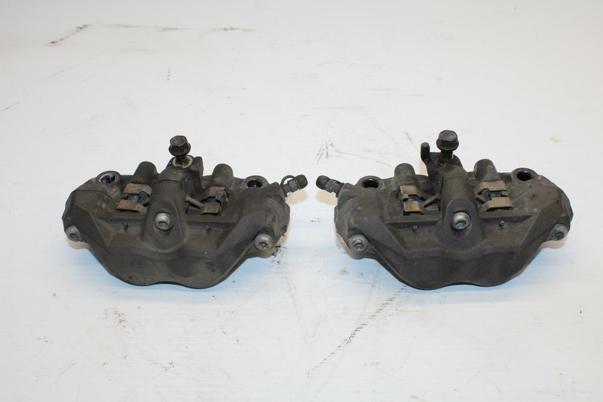 04-05 HONDA CBR1000RR RIGHT LEFT FRONT BRAKE CALIPER SET PAIR CALIPERS BB242