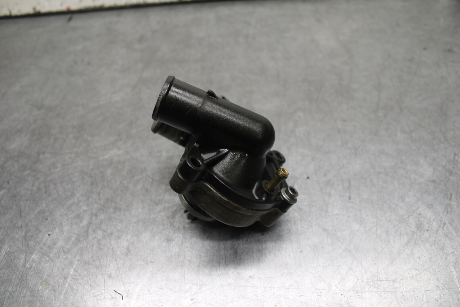 06 YAMAHA YZF R6 ENGINE WATER COOLANT PUMP  BB716