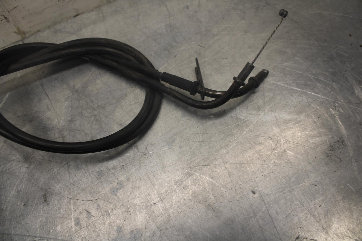 05 YAMAHA YZF R6S THROTTLE CABLES LINES BB462