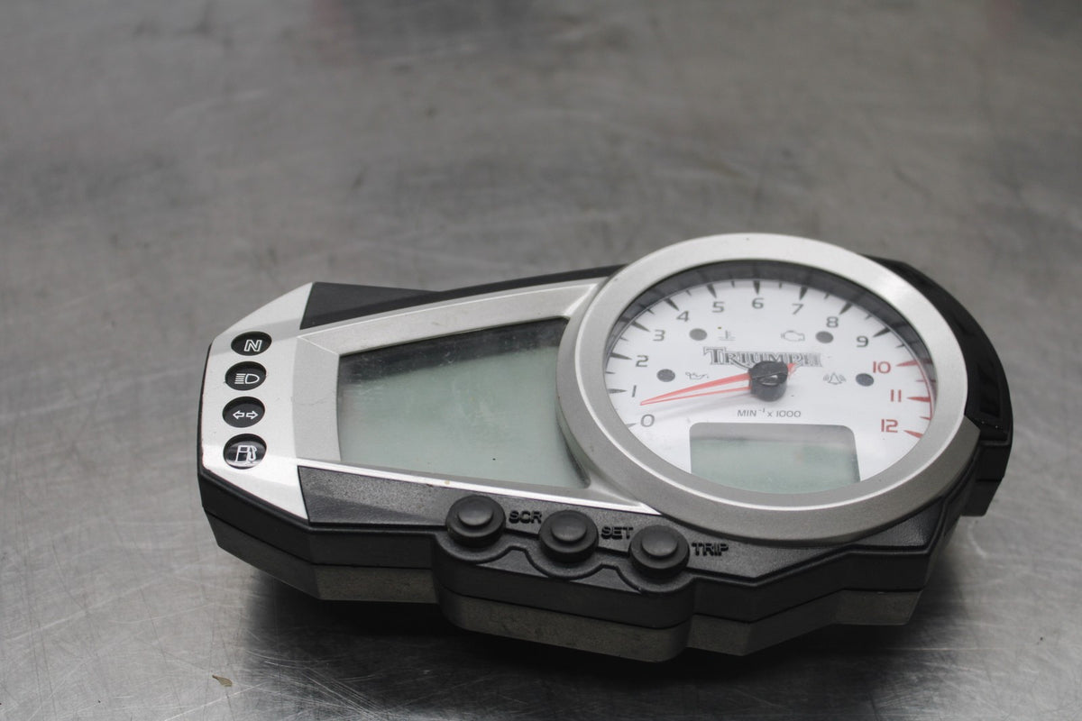 05-08 TRIUMPH SPEED TRIPLE 1050 SPEEDO GAUGES DISPLAY CLUSTER SPEEDOMETER BB933