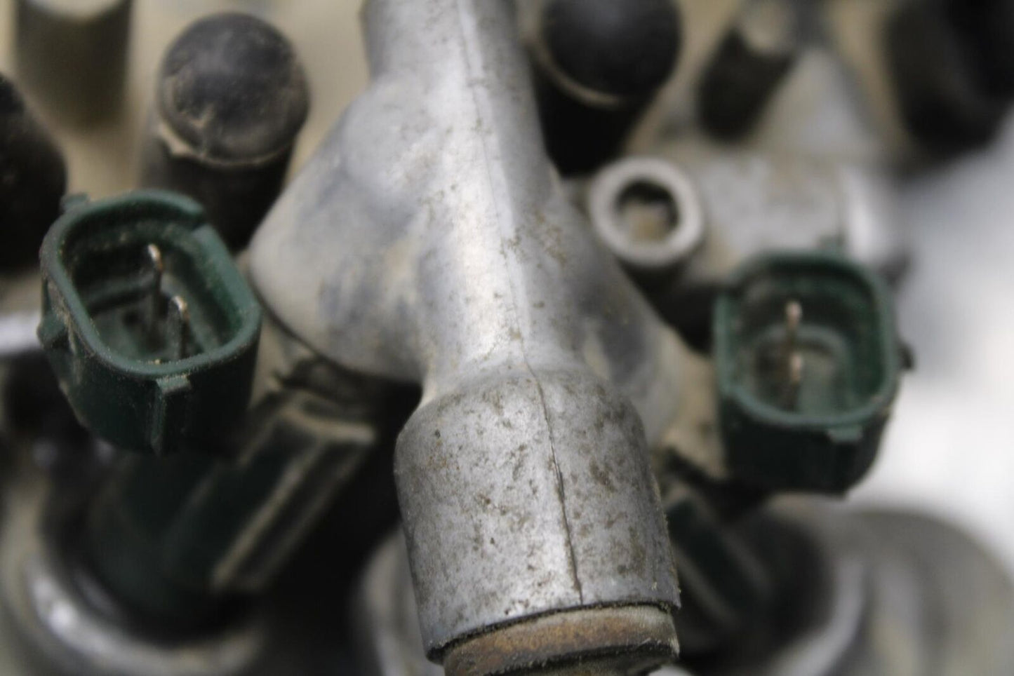 2006 Kawasaki Vulcan 900 VN900B Classic THROTTLE BODY BODIES 16163-0076 BB585