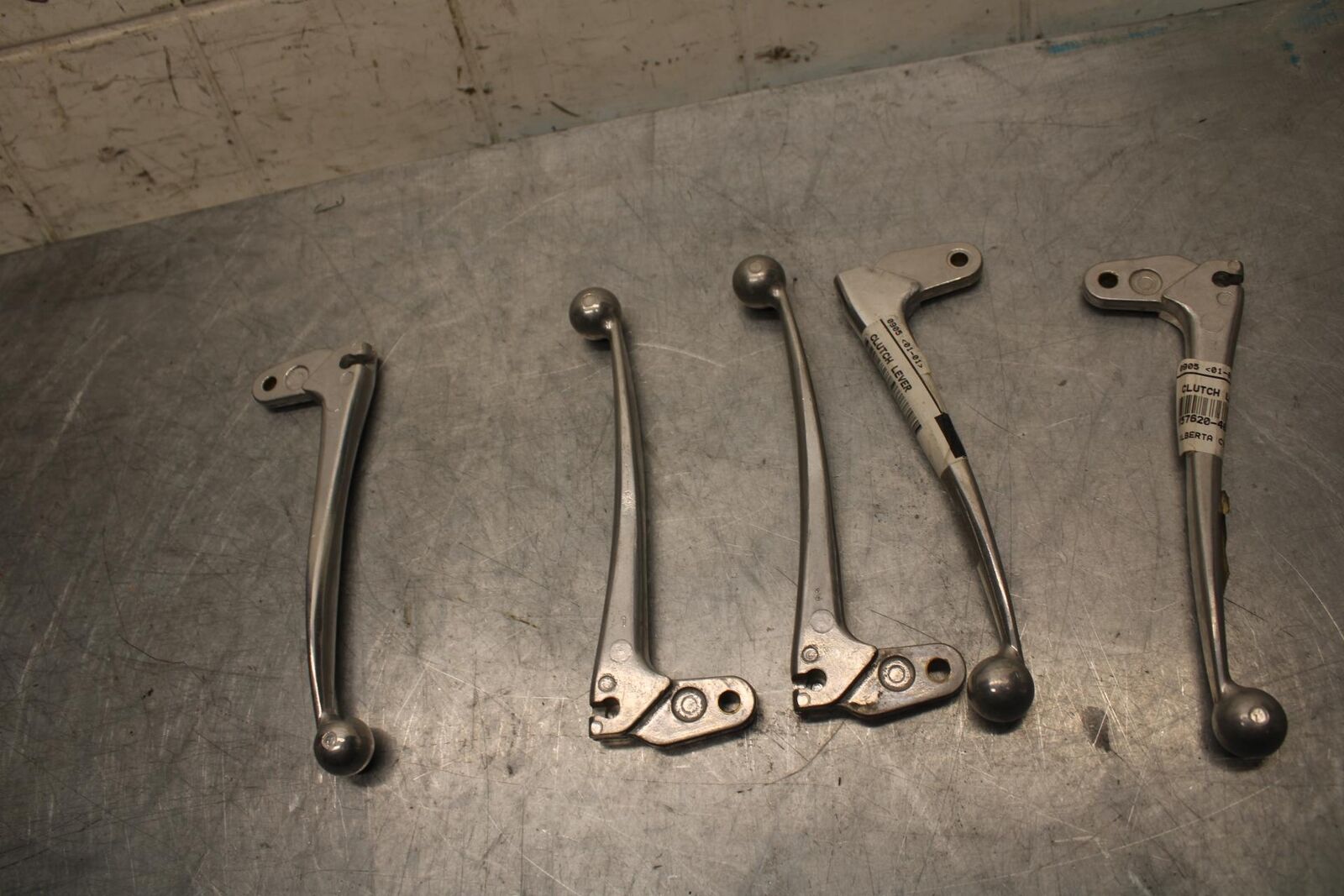 1979 Suzuki DS80 LEFT HANDLEBAR CLIPON CLUTCH LEVER 57620-46400 BB34