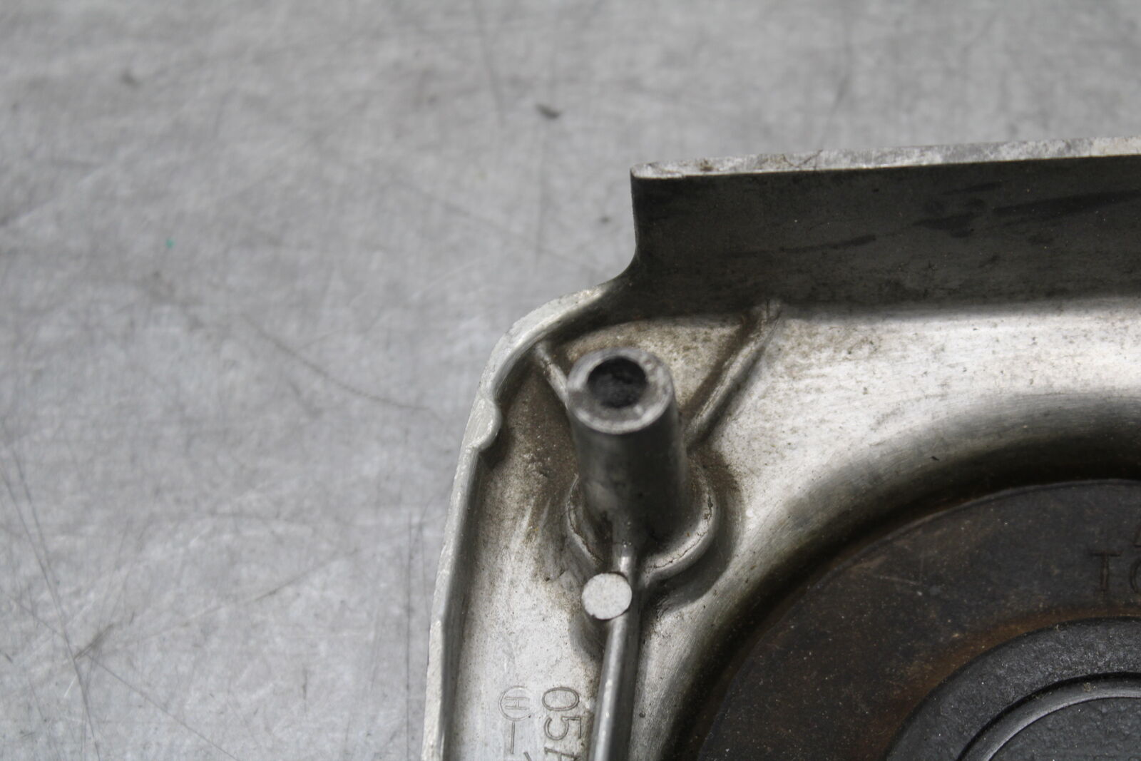 85-86 SUZUKI MADURA 1200 ENGINE SPROCKET COVER  BB691